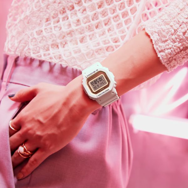 ساعت مچی زنانه کاسیو جی شاک مدل GMD-S5600-8DR